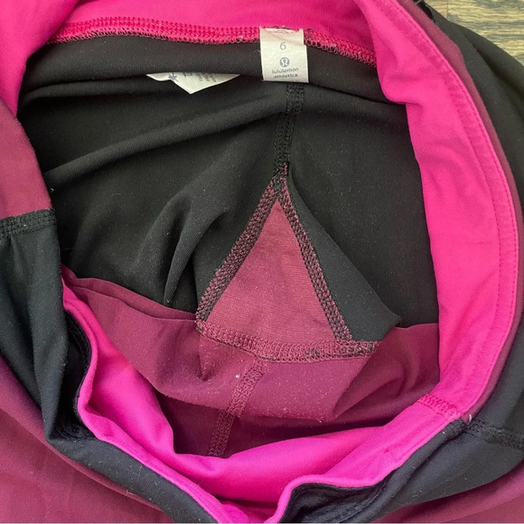 Lululemon pink and black leggings size 6 - Picture 3 of 6
